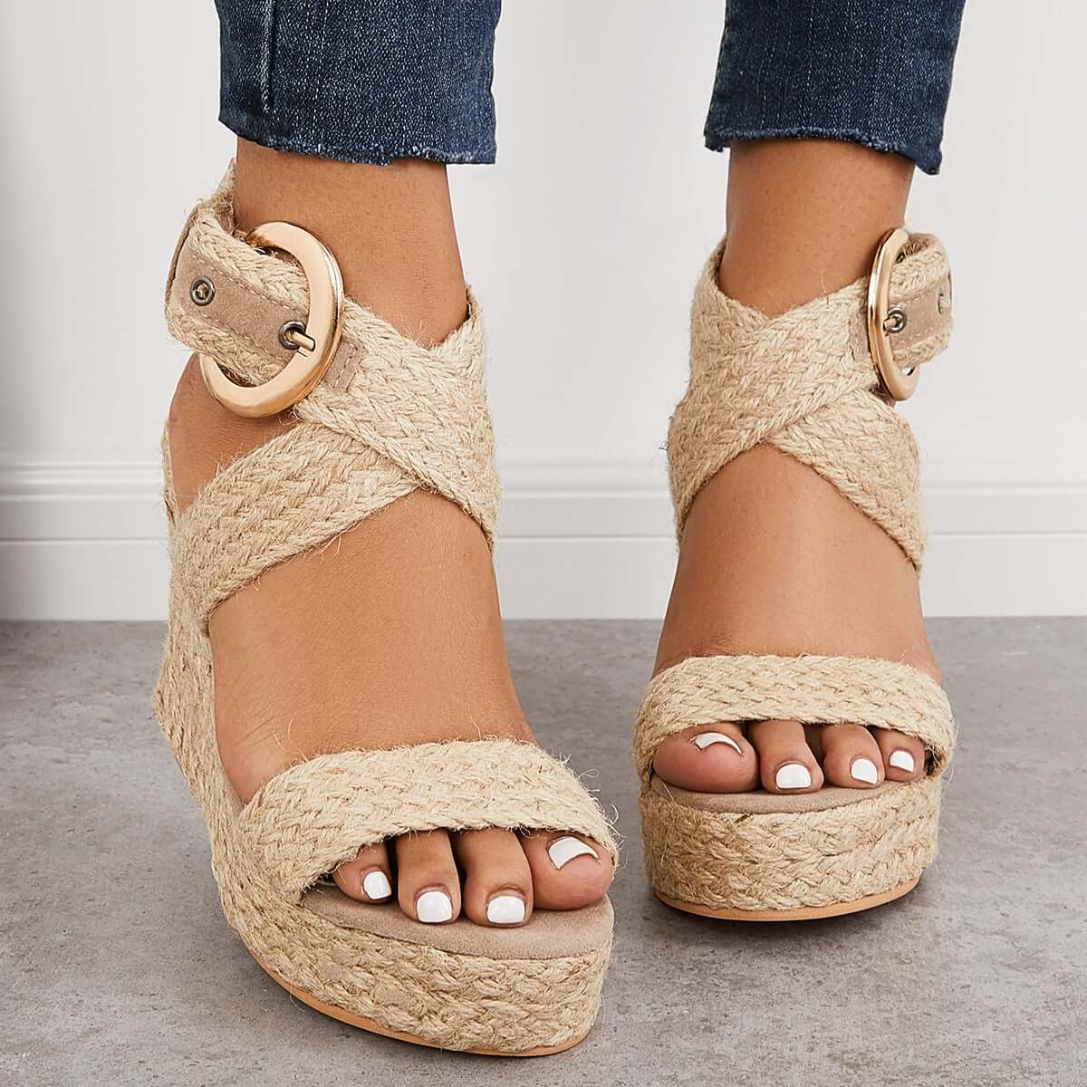 Sandalias de Plataforma Alta – Estilo Boho con Tiras Cruzadas & Hebilla