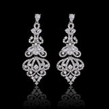 Pendientes tipo chandelier con cristales – joyas de noche para mujer
