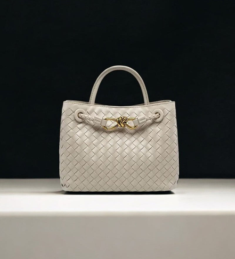 Aurora Bolso de Cuero Trenzado – Cierre Dorado