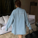 Sobrecamisa denim oversize con bolsillos