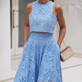 Conjunto veraniego de dos piezas con top bordado y falda maxi