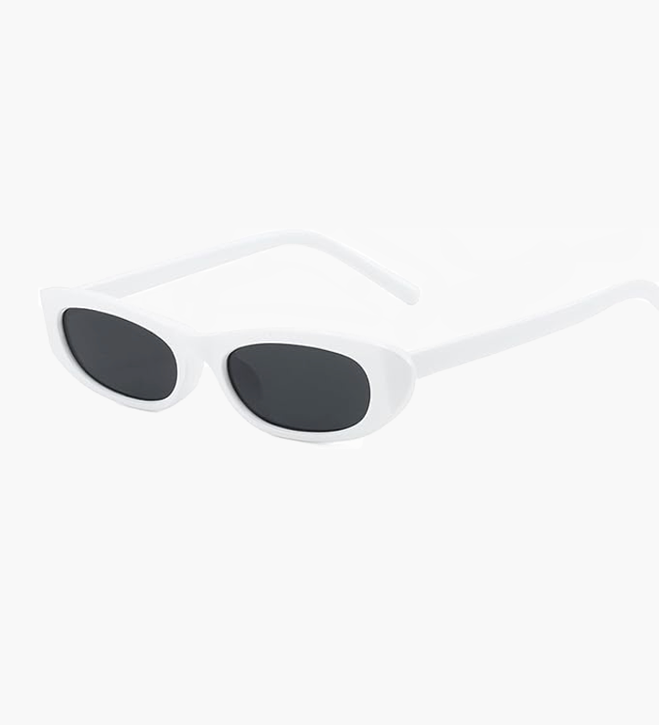 Slim Oval Frame Sunglasses with Vintage Appeal