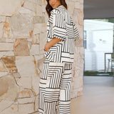 Conjunto de dos piezas con estampado geométrico y estilo minimalista