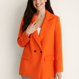 Blazer Beige Mujer de Corte Clásico con Botones Negros