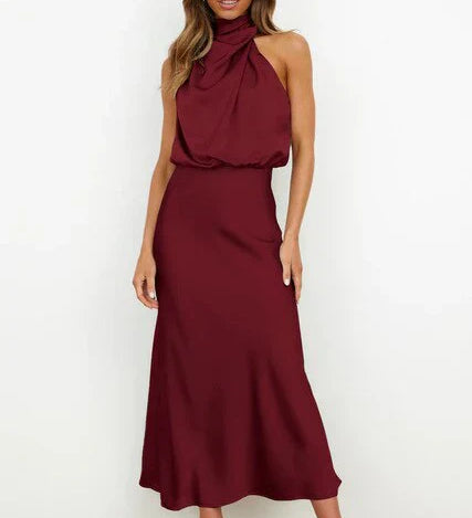 Vestido de fiesta con escote halter drapeado y corte recto