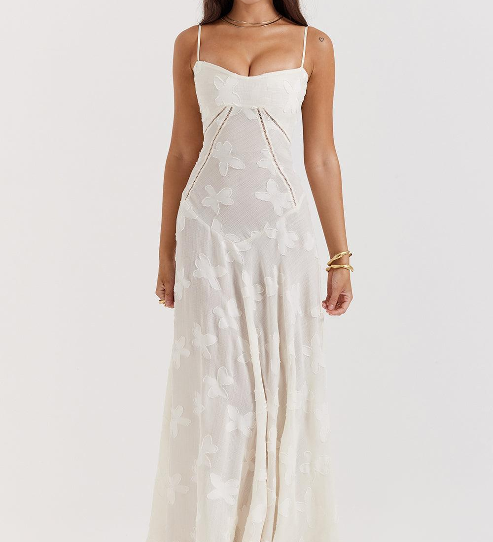 Vestido Largo Transparente de Encaje con Tirantes Finos – Disponible en Varios Colores