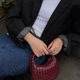 Mini Bolso de Cuero Trenzado con Cadena Dorada