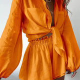 Conjunto de dos piezas veraniego con camisa y shorts