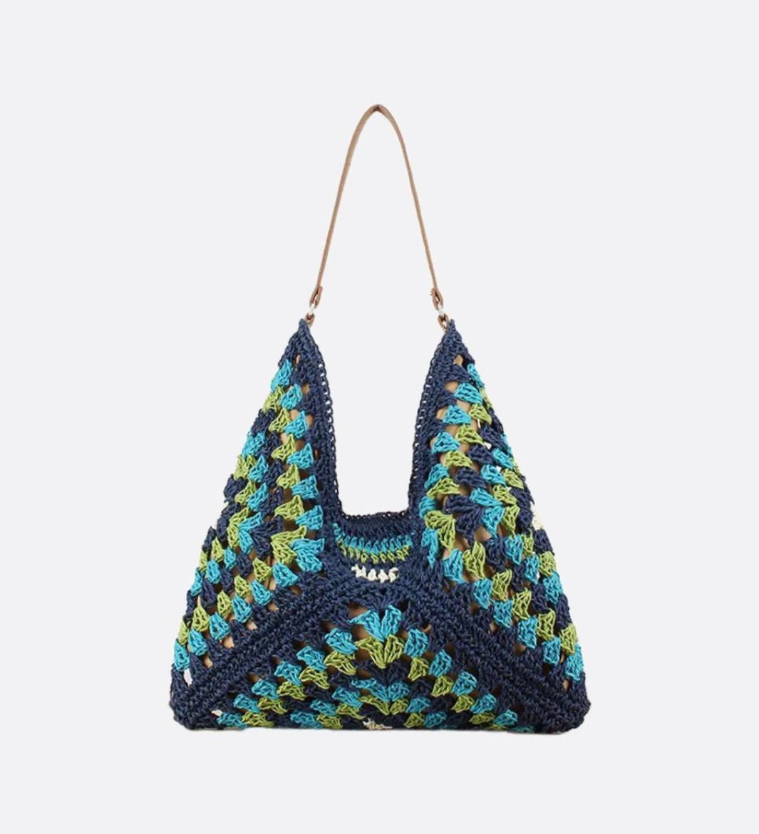 Bolso de Crochet en Forma de Triángulo – Estilo Boho Hecho a Mano